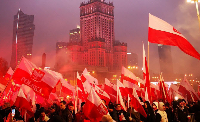 The Stops On The Polish Independence Day – Pol.Stops